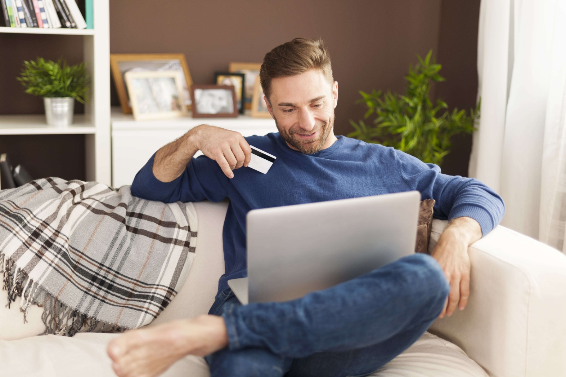 Helping students stay connected with high quality wifi and mobile solutions in the UAE